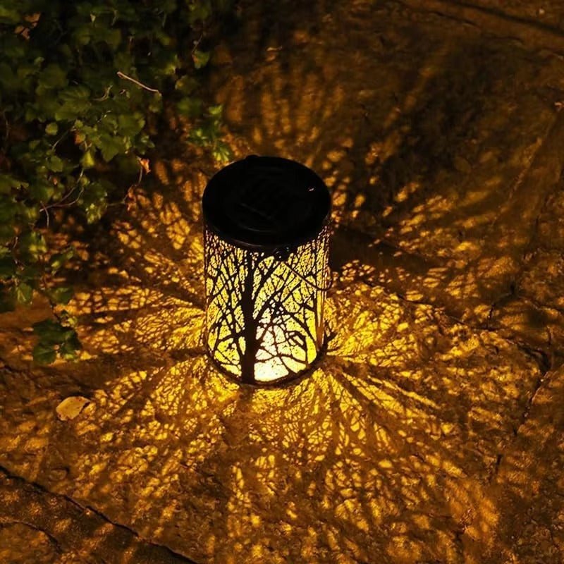Solar Projection Light, IP65 Waterproof, Metal Garden Light, Outdoor Sensor Decorative Lamp - CE GARDEN